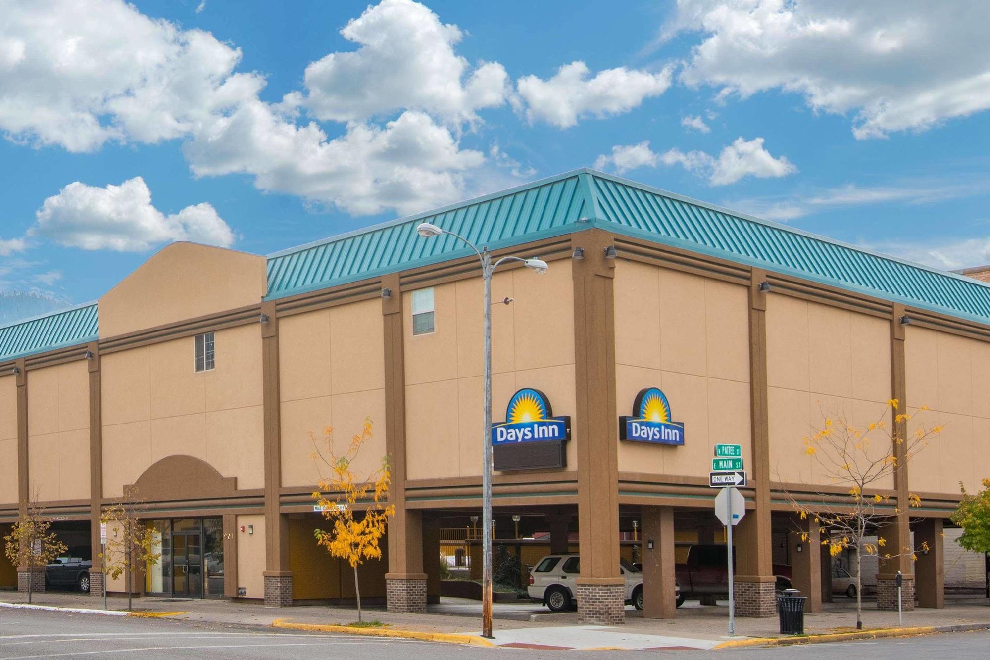Days Inn Missoula University Bagian luar foto